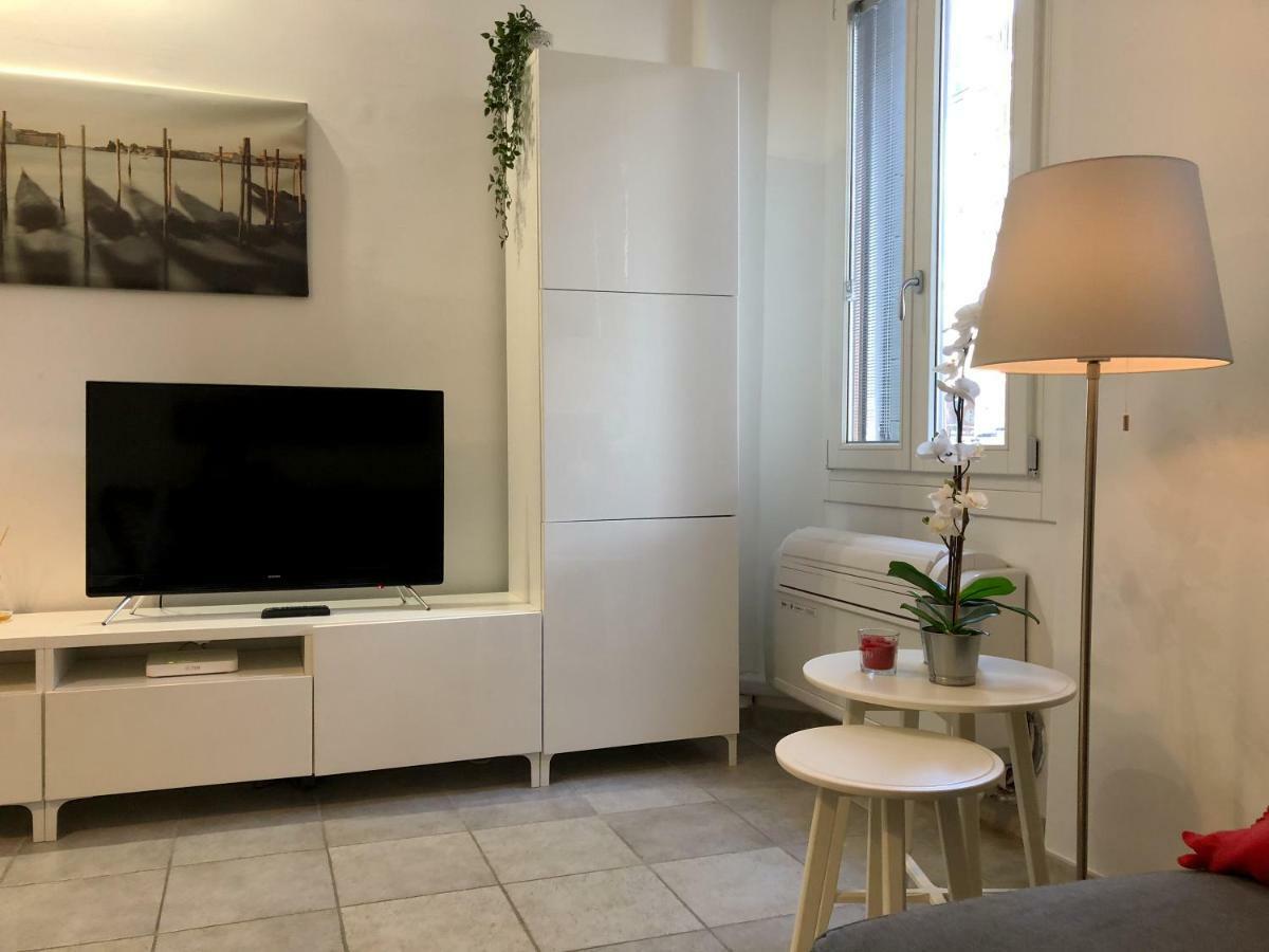 Cadillac Apartment Venesia Bagian luar foto