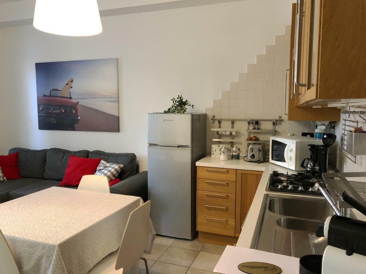 Cadillac Apartment Venesia Bagian luar foto